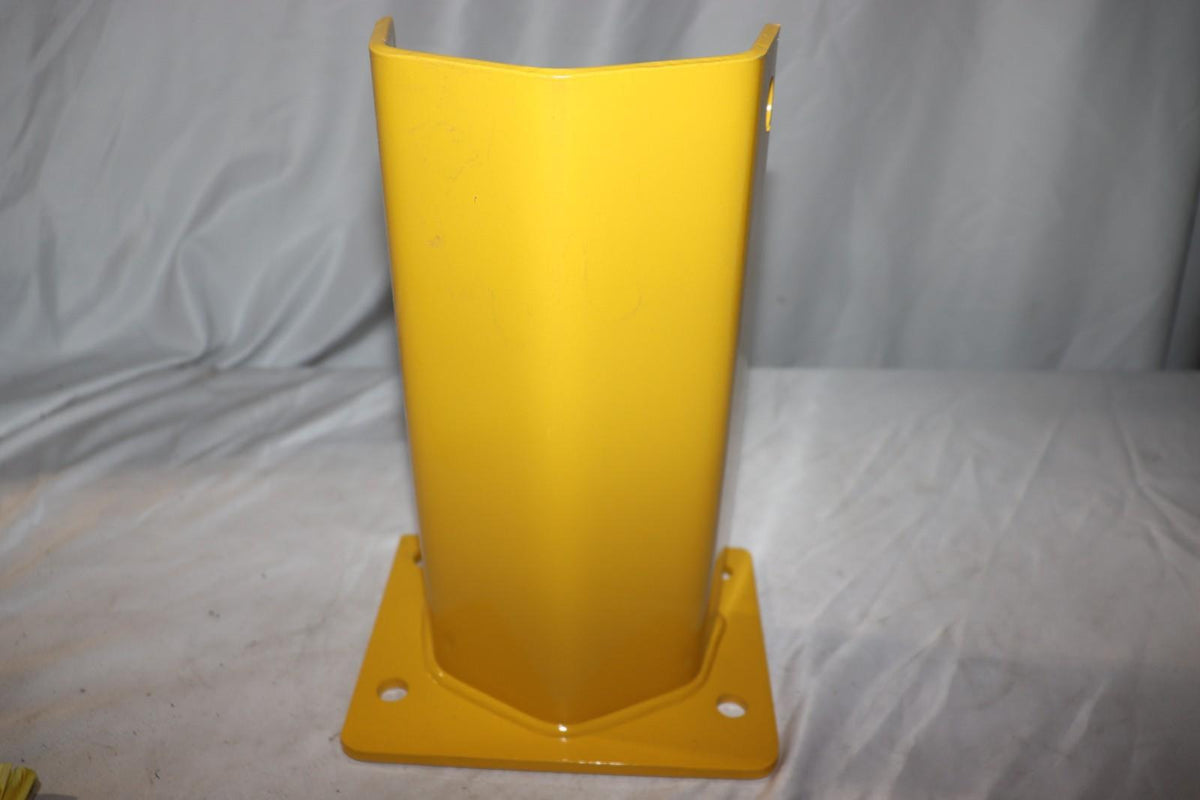 Steel King Pallet Rack Guard, Bolt-On 8 in x 6 in x 12 in - Northside Material Brokers