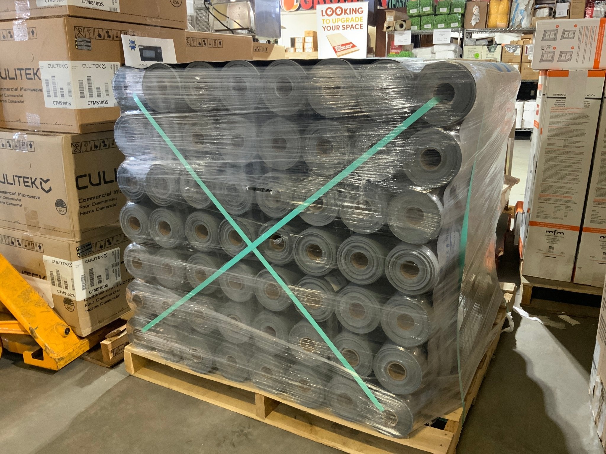 Synthetic Roofing Underlayment, 10 Sq. / Roll - Northside Material Brokers