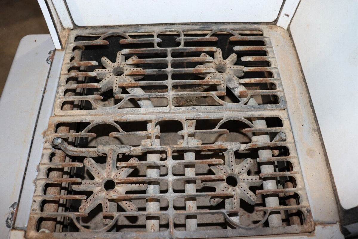 The Estate Stove Co. 2-882TR Vintage Fresh Air Oven, Fair Condition, See Photos! - Northside Material Brokers