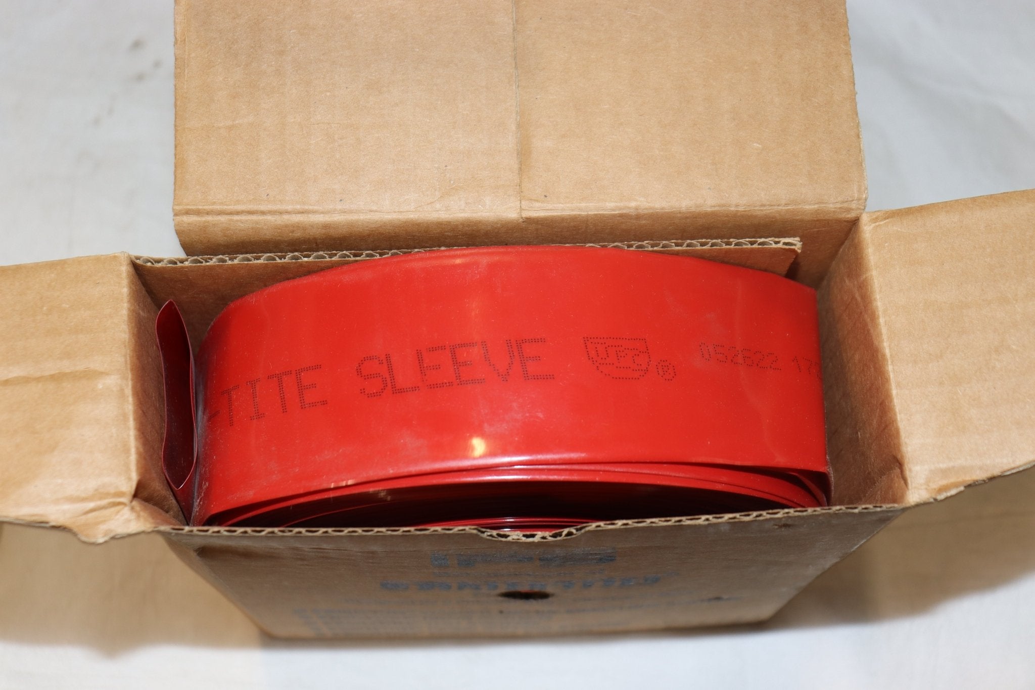 Water-Tite 83400 Polyethylene Pipe Sleeving for 1/2- to 1-Inch Tubing, 200-Foot Roll, Red - Northside Material Brokers