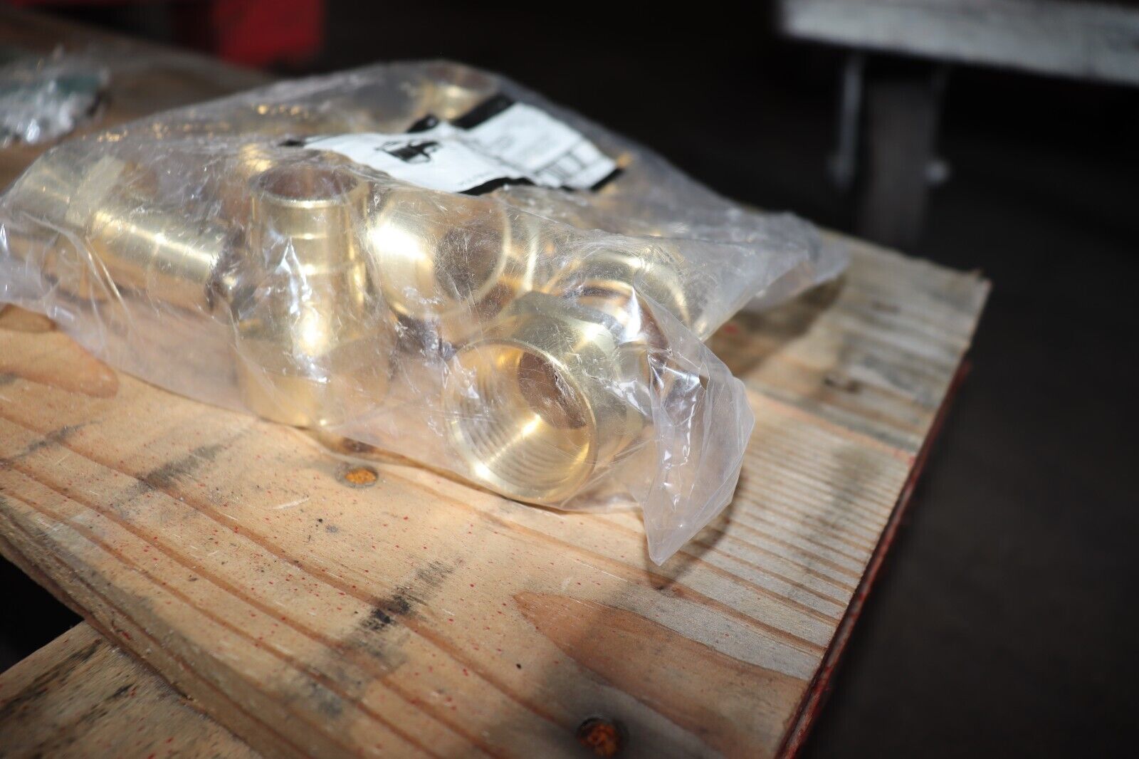 1 Inch FIP Brass PEX Adapter 5 Pack Jones Stephens F76858 - Northside Material Brokers