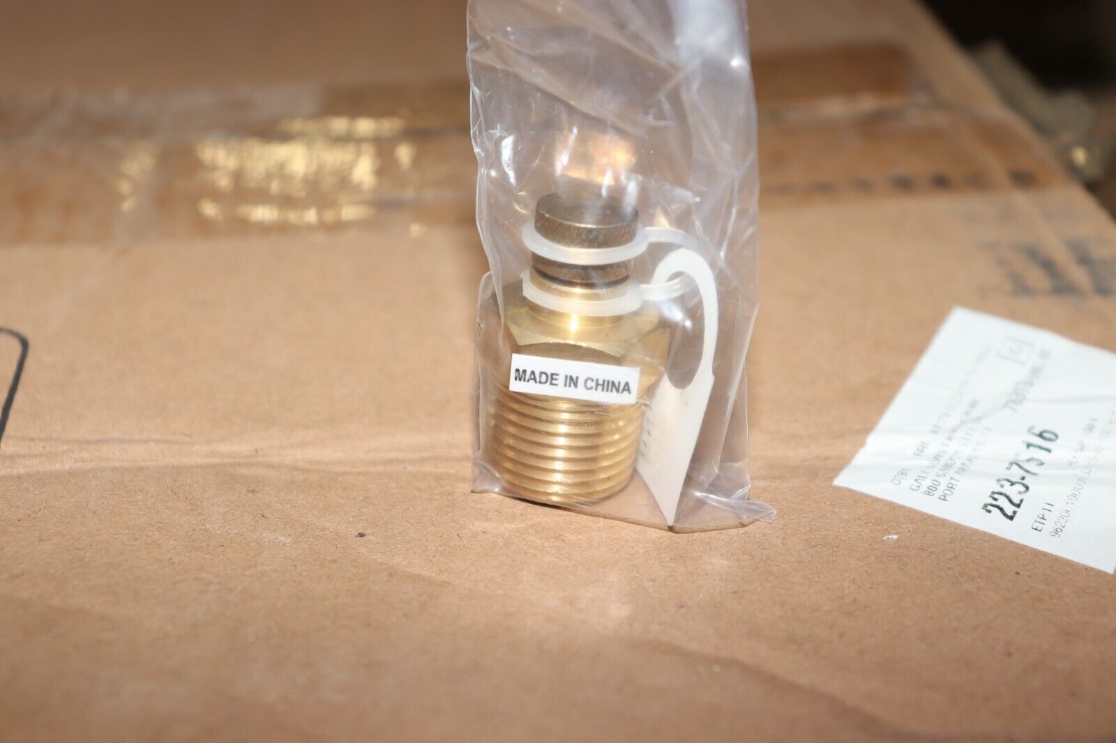 1/2 Inch Test Plug FNW Test Plug Pressure & Temperature Model FNWPTTD