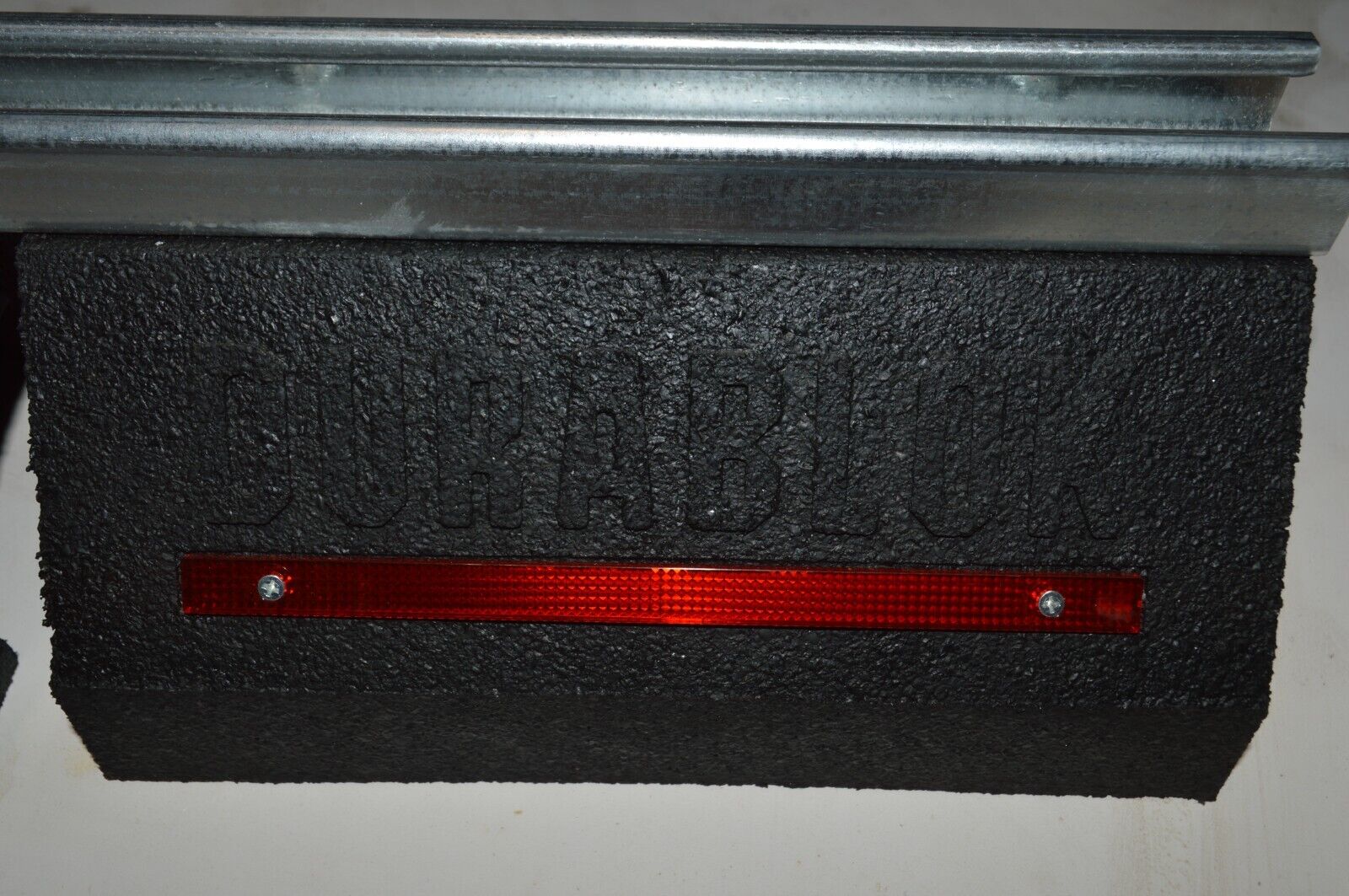 DURABLOK B-LINE ROOFTOP B46 SUPPORT FOOT BRACKET