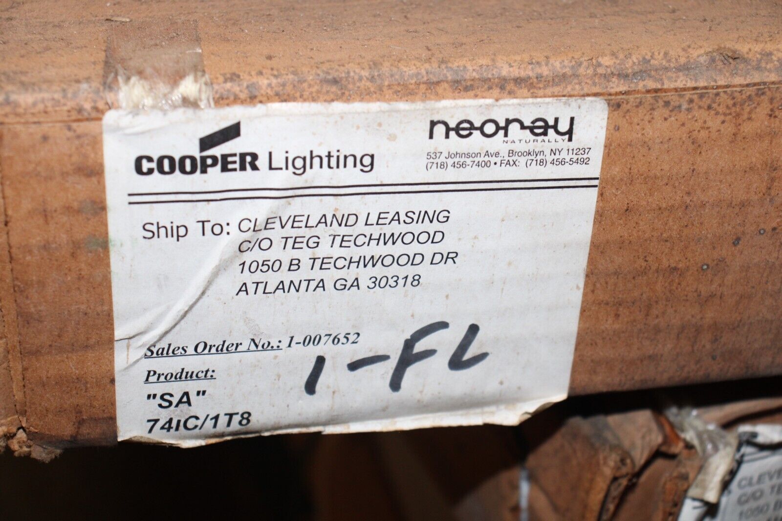 COOPER NEO-RAY 74iC PERIMETER WALL WASH LINKABLE FLORESCENT CEILING LIGHTS