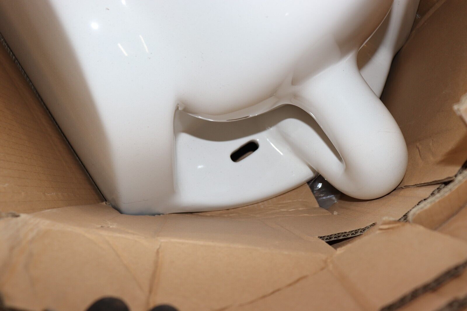 NEW Zurn Z5755-U Omni-Flo Top Spud Urinal Accommodates 0.125