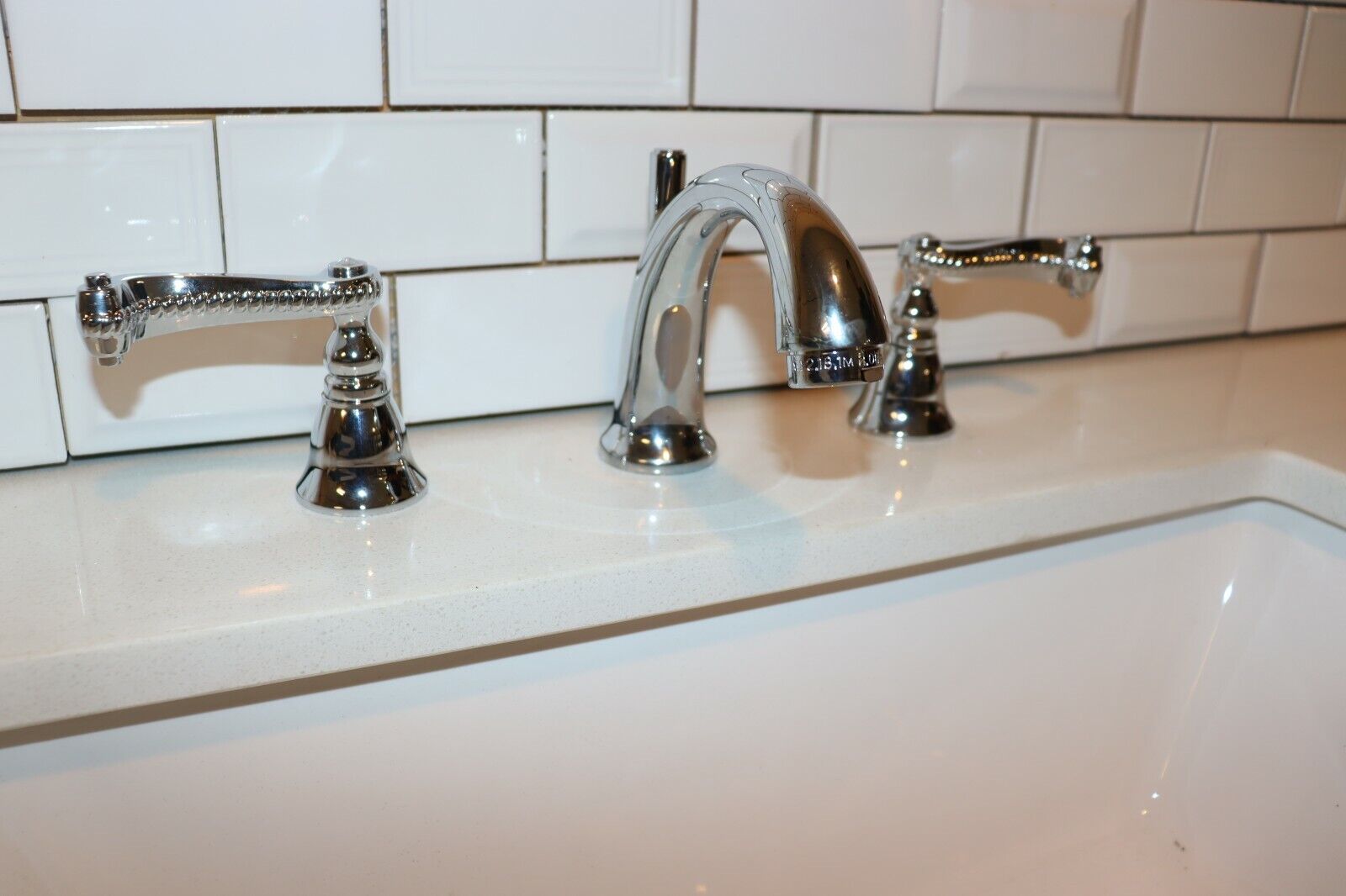 Bathroom Faucet Widespread 3 Hole Giagni with Drain CC14-PC