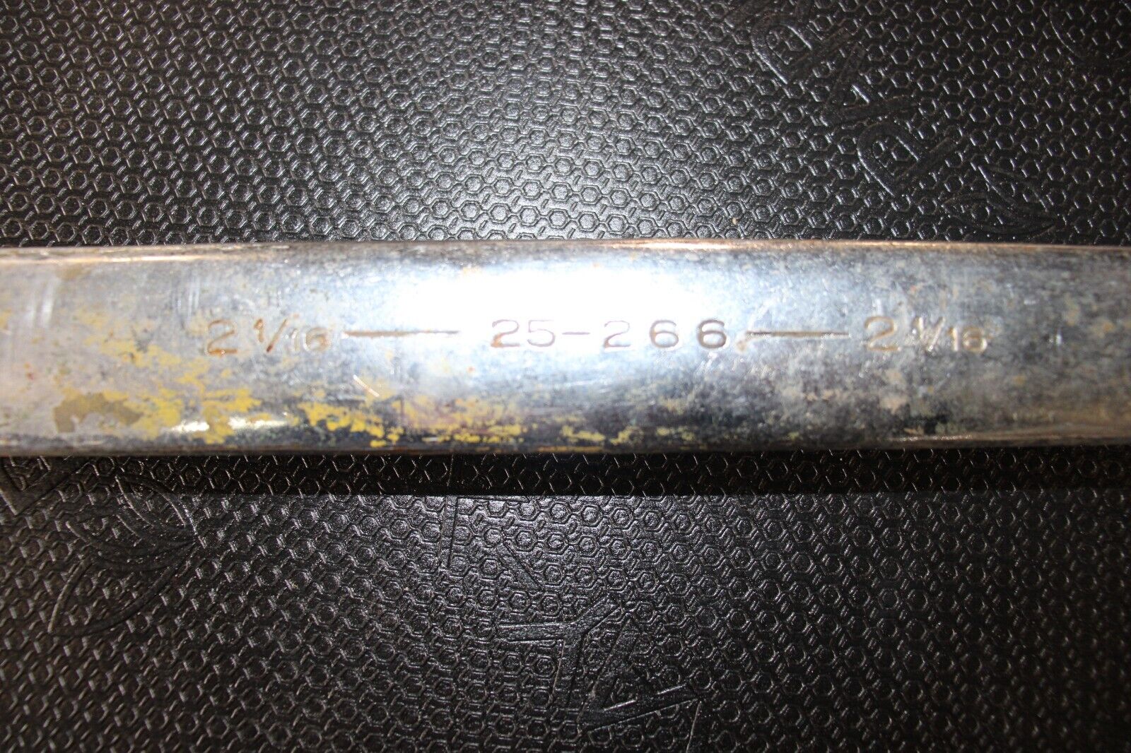 2 1/16 COMBINATION WRENCH ARMSTRONG 25-266