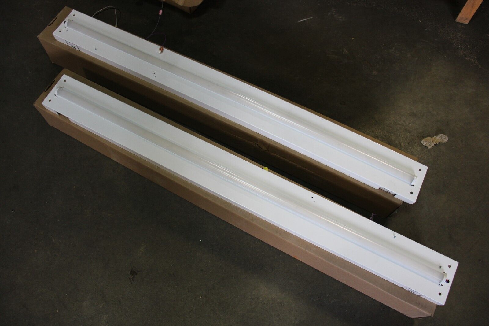 4 FT LED RETROFIT LIGHT BAR KIT - Northside Material Brokers