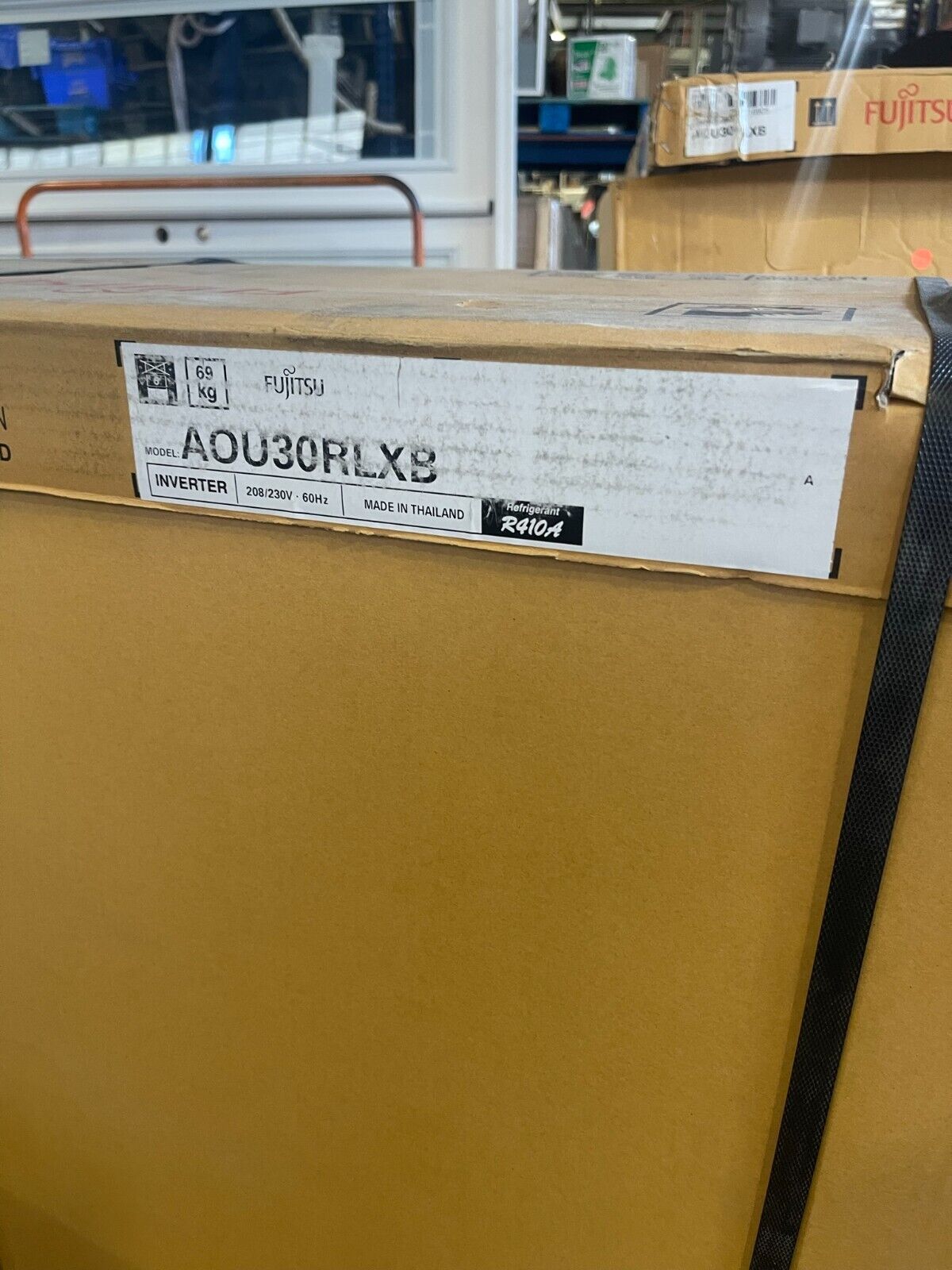Mini Split Heat Pump Outdoor Fujitsu Halcyon AOU30RLXB 410 A 2.5 Ton NEW IN BOX