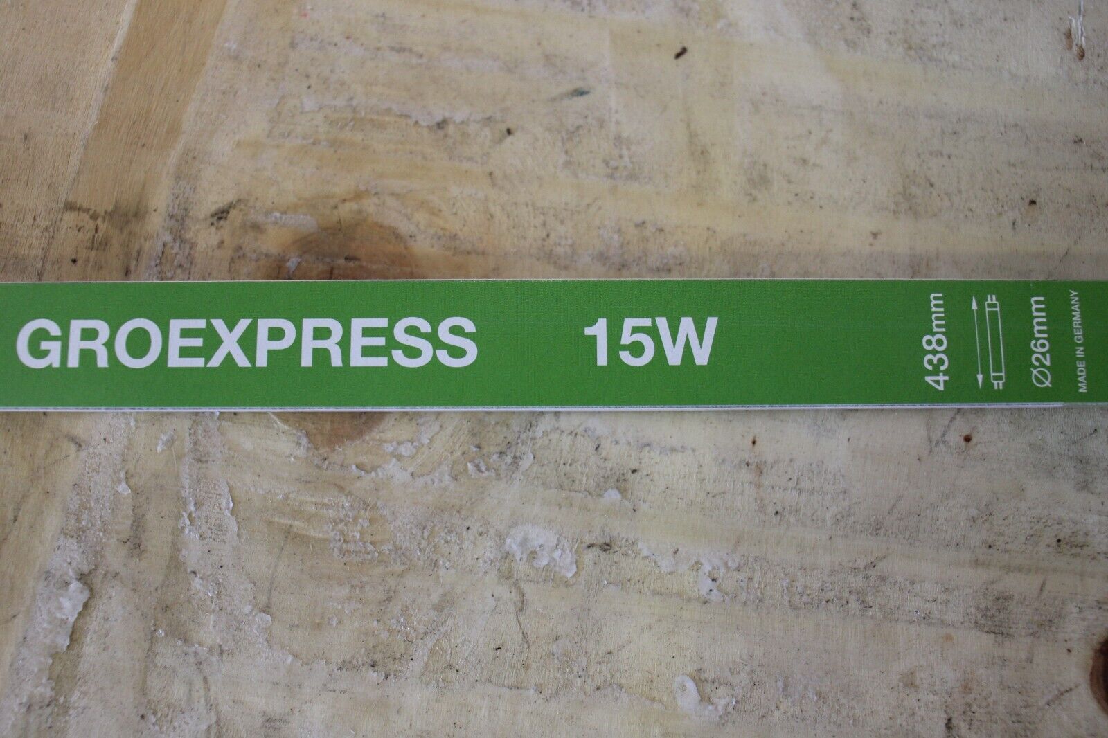 AQUARIUM GROW LIGHT 15W F15T HAVELLS GROEXPRESS BOX OF 10 - Northside Material Brokers