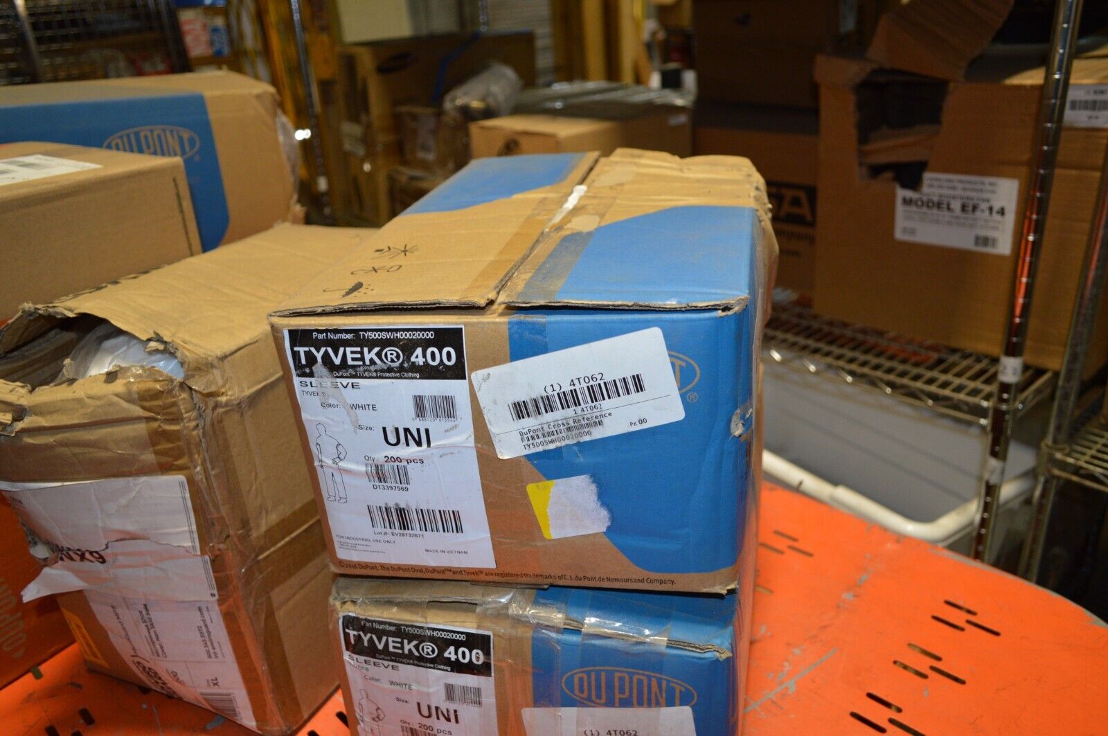 Disposable Sleeve: Tyvek(R) 18 in Overall Lg Dupont, 200 PK, 4T062 - Northside Material Brokers