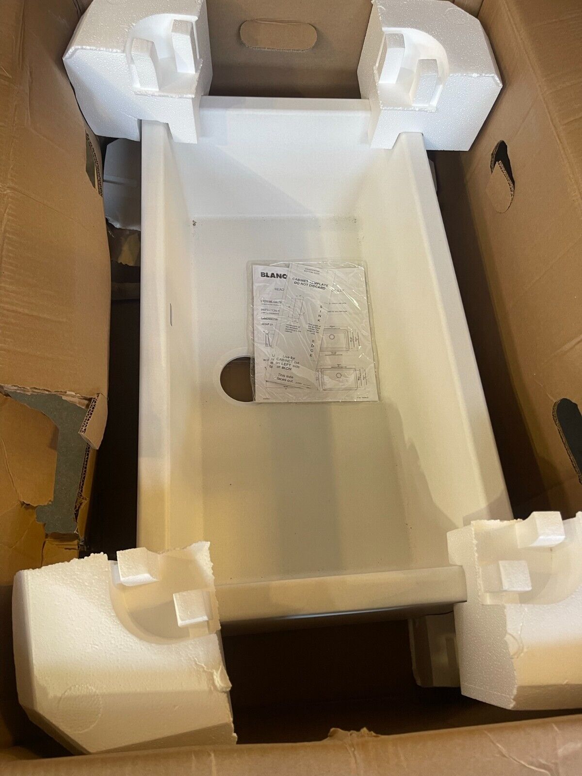 Farmhouse Kitchen Sink White 33 in x 19 in Blanco Ikon 401899 - Northside Material Brokers