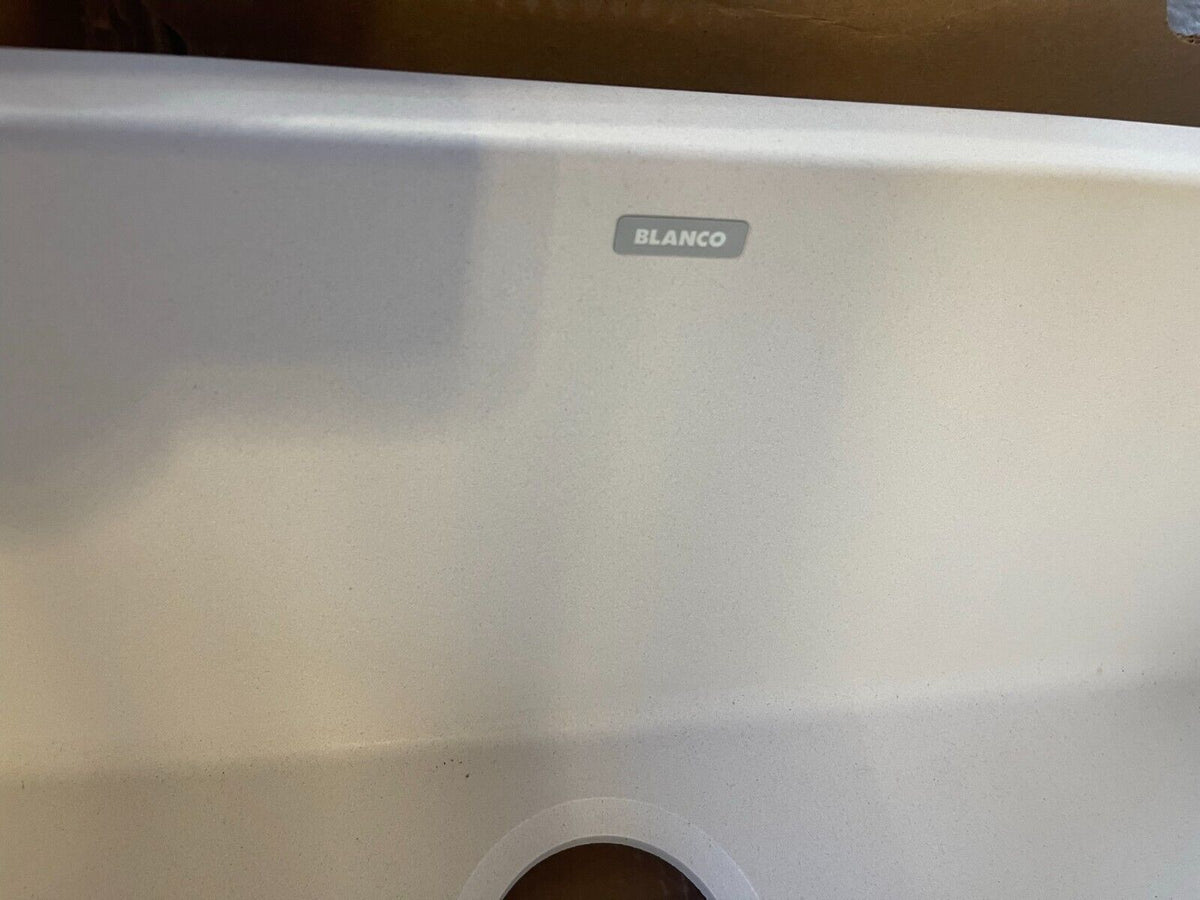 Farmhouse Kitchen Sink White 33 in x 19 in Blanco Ikon 401899 - Northside Material Brokers