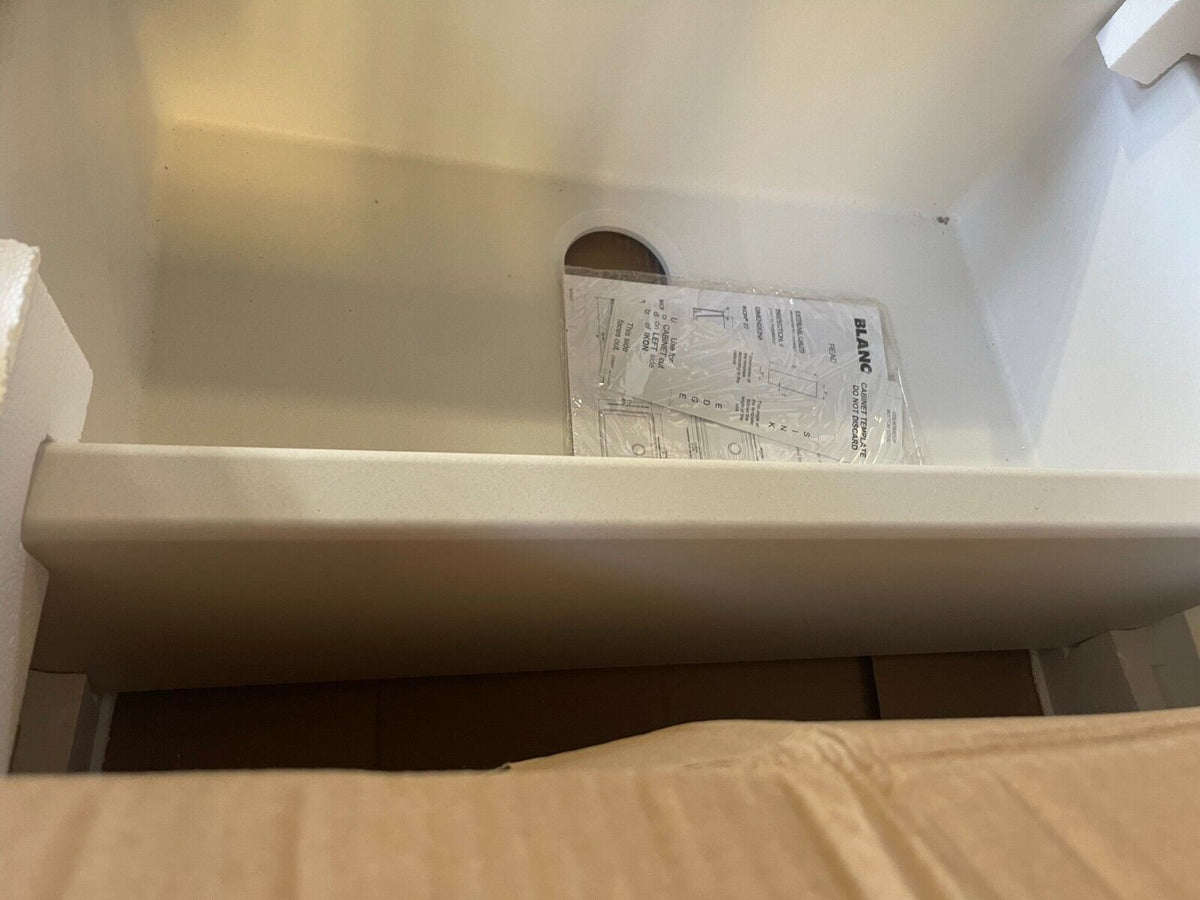 Farmhouse Kitchen Sink White 33 in x 19 in Blanco Ikon 401899 - Northside Material Brokers