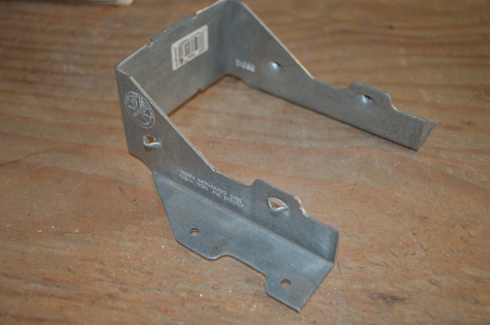 Pack of 5 Face Mount Joist Hanger Simpson NUS46 4-in x 6-in 18-Gauge G90 Galvanized - Northside Material Brokers