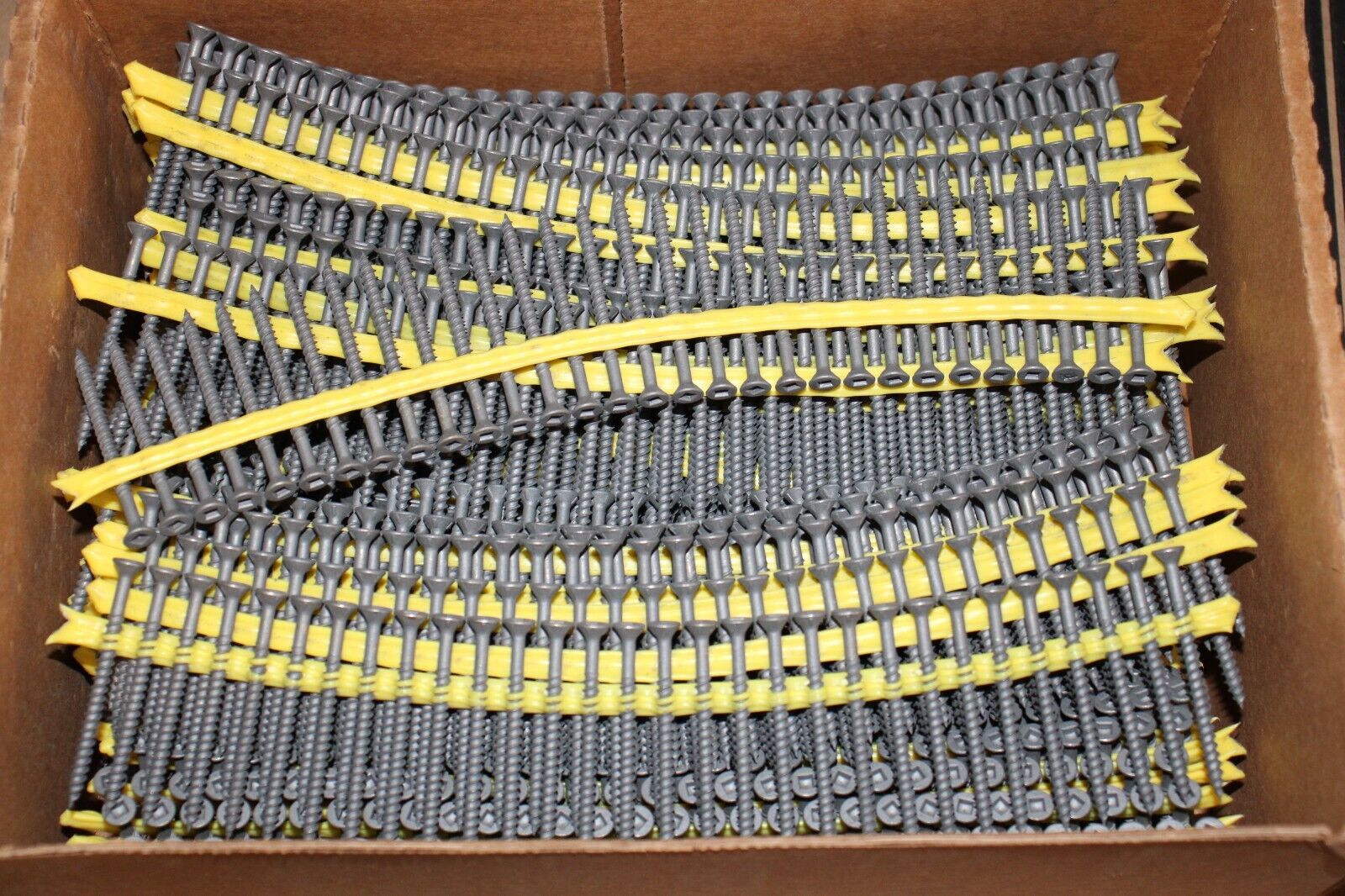 Subfloor Screws Quikdrive 8 2 1/2 Inch Coallated 1500 SIMPSON STRONG TIE MLTQ2125 - Northside Material Brokers