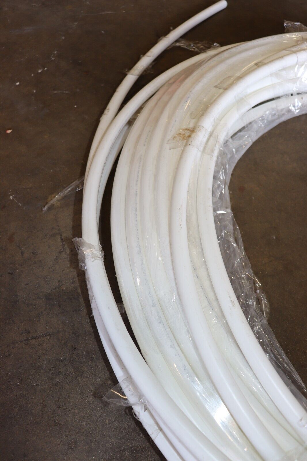 Zurn 3/4 Inch x 300 foot PEX CTS Hot and Cold PEX Tubing Coil White - Northside Material Brokers